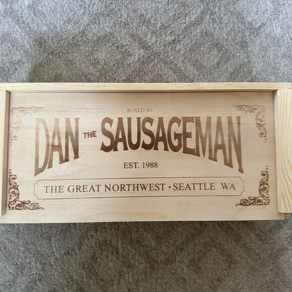 Dan the Sausageman Box - Picture 1 of 2